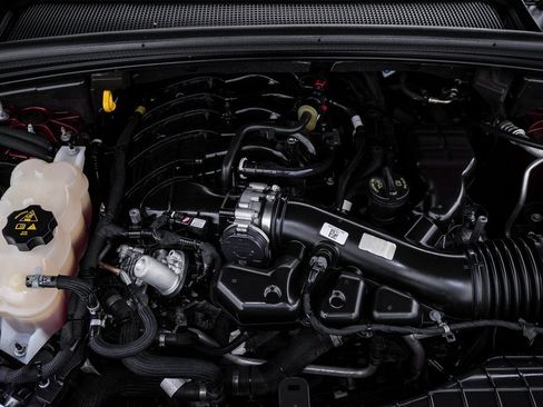 Used 2022 Jeep Grand Cherokee Limited image 29