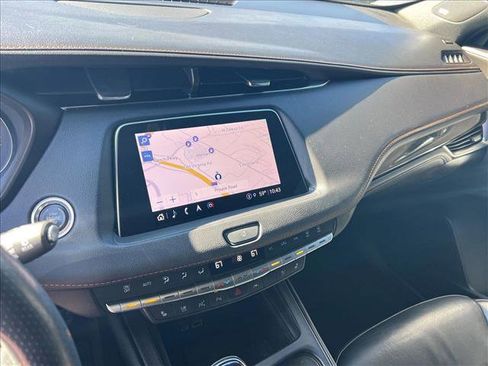 Used 2022 Cadillac XT4 Sport w/ Comfort Package image 15