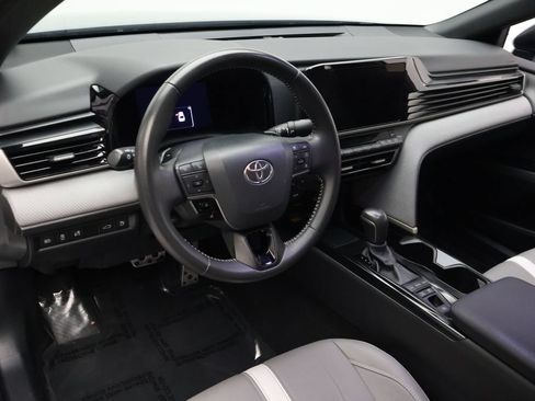 Certified 2025 Toyota Camry SE w/ Convenience Package FWD image 15