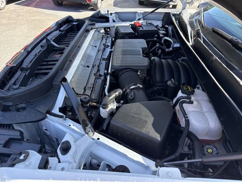 Used 2025 GMC Sierra 1500 SLT AWD/4WD image 31