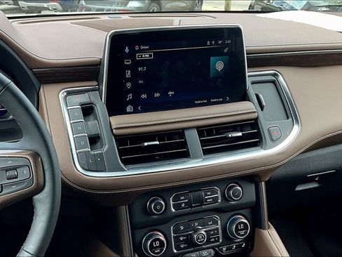 Used 2023 Chevrolet Tahoe High Country AWD/4WD image 9