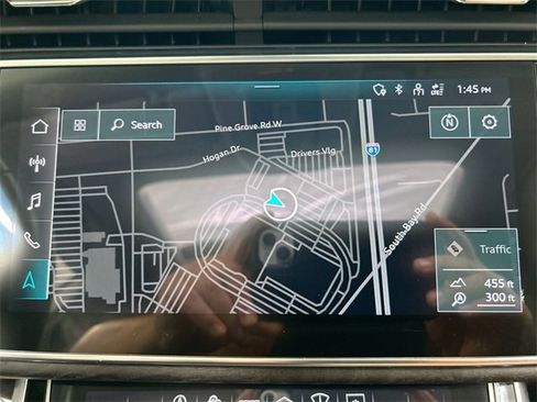 Used 2022 Audi Q8 Prestige w/ Prestige Package image 16