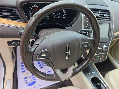 Used 2016 Lincoln MKC Select w/ Select Plus Package FWD image 16