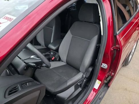 Used 2014 Ford Focus SE image 17