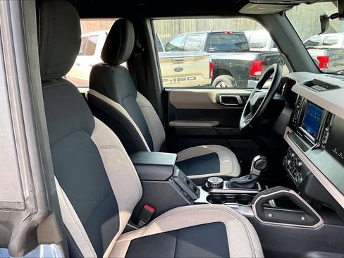 Used 2023 Ford Bronco Big Bend image 11