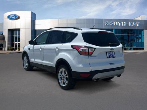 Certified 2018 Ford Escape SE AWD/4WD image 3