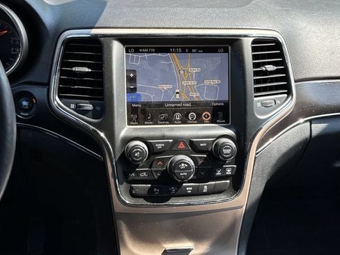 Used 2014 Jeep Grand Cherokee Limited w/ Luxury Group II AWD/4WD image 10