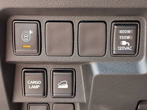 Used 2025 Nissan Frontier SV w/ SV Convenience Package AWD/4WD image 24
