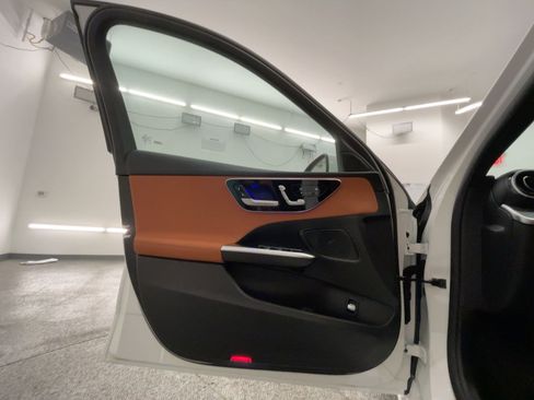 Certified 2026 Mercedes-Benz C 300 Sedan image 18