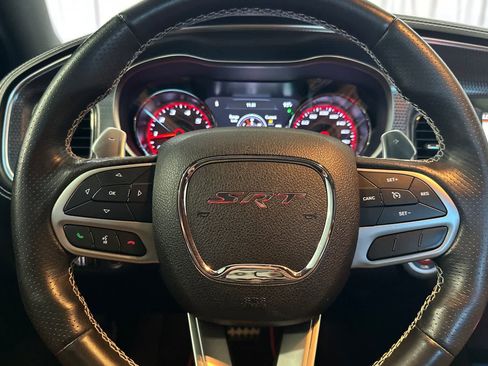 Used 2020 Dodge Charger SRT Hellcat w/ Navigation & Travel Group RWD image 25