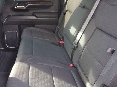 Used 2023 GMC Sierra 1500 Elevation image 28