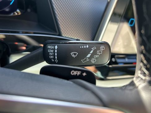 New 2026 Volkswagen Atlas Cross Sport SEL Premium R-Line image 30