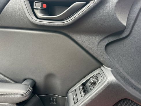 Used 2022 Toyota GR86 Premium image 11