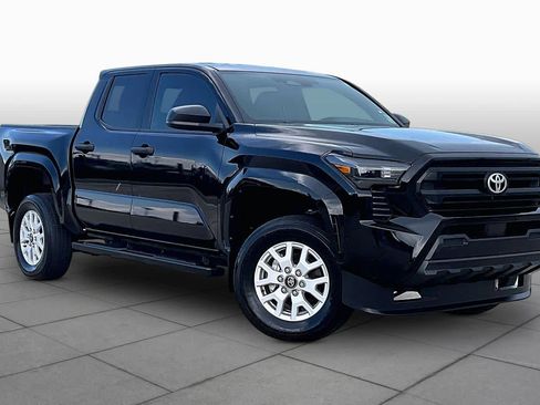 Used 2024 Toyota Tacoma SR RWD image 3