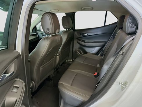 Used 2025 Buick Encore GX Preferred image 28