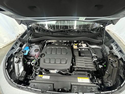 New 2026 Volkswagen Tiguan SE image 28