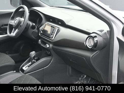 Used 2020 Nissan Kicks SV FWD image 6