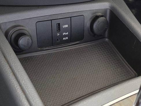 Used 2011 Hyundai Santa Fe GLS FWD image 27