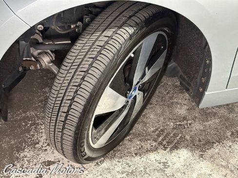 Used 2016 BMW i3 w/ Range Extender RWD image 36