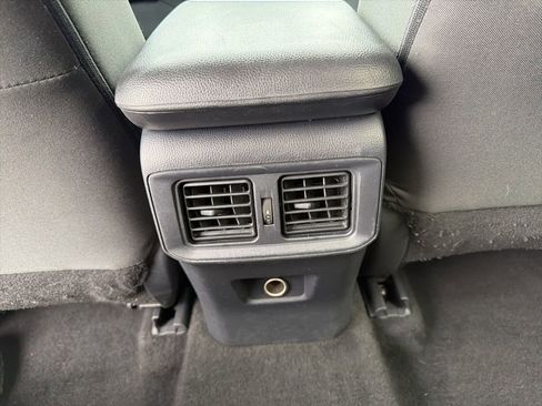 Used 2024 Toyota RAV4 LE image 22