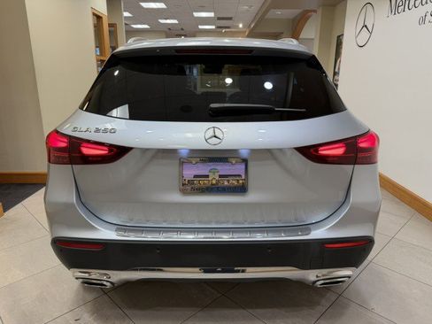 Certified 2025 Mercedes-Benz GLA 250 image 4