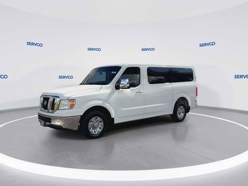 Used 2016 Nissan NV 3500 SV image 4