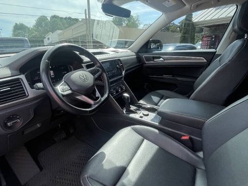Used 2021 Volkswagen Atlas SEL AWD/4WD image 12