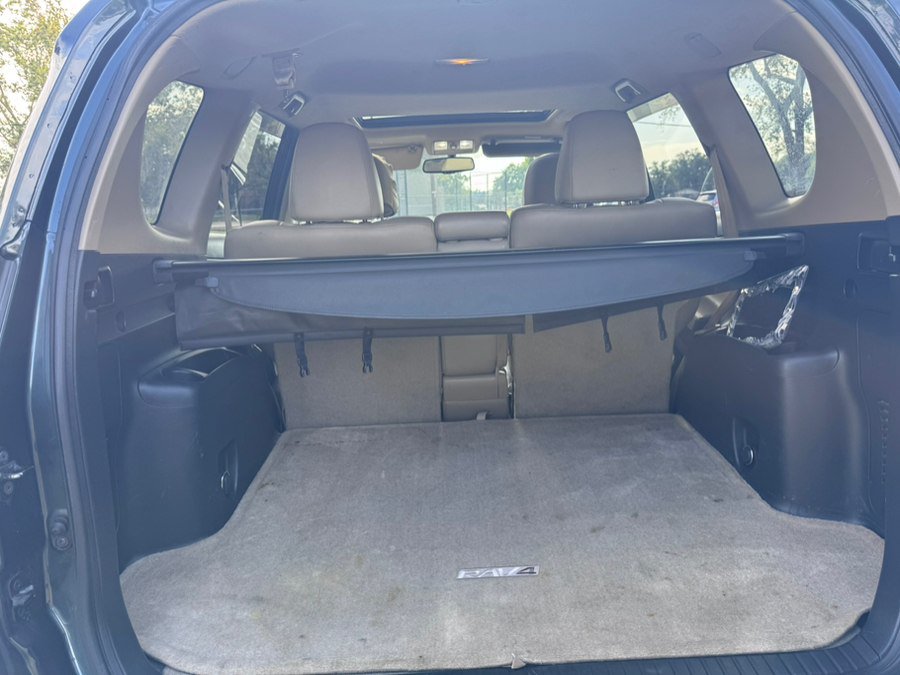 Used 2012 Toyota RAV4 Limited w/ Navigation Value Pkg AWD/4WD image 9