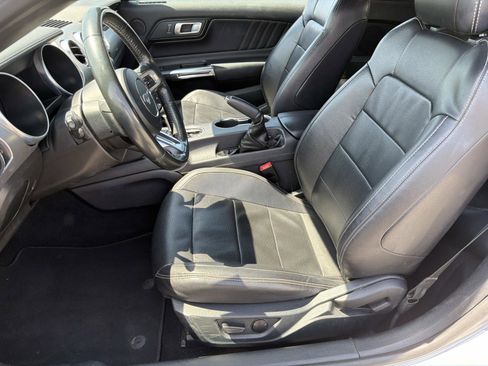 Used 2023 Ford Mustang Premium image 19