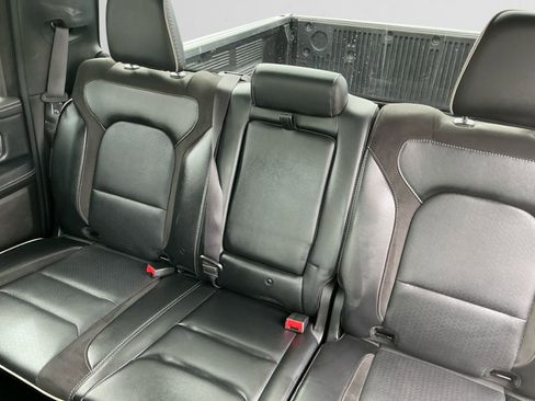 Used 2024 RAM 1500 Laramie image 13