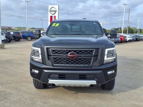 Used 2023 Nissan Titan PRO-4X w/ Pro-4x Convenience Package image 21