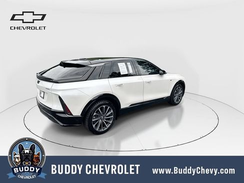 Used 2024 Cadillac Lyriq Sport w/ LPO, Floor Liner Package AWD/4WD image 8