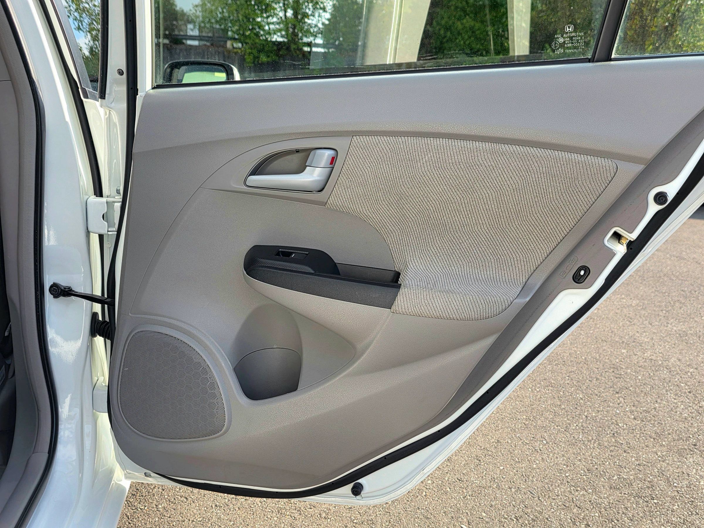 Used 2014 Honda Insight EX image 49