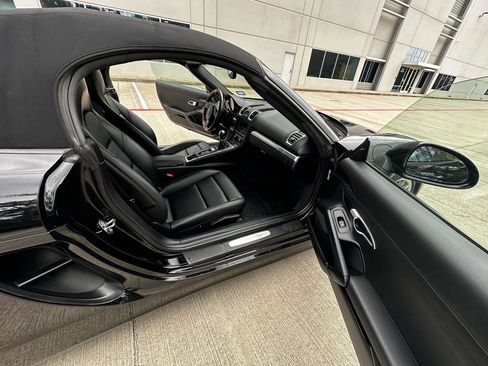 Used 2015 Porsche Boxster RWD image 23