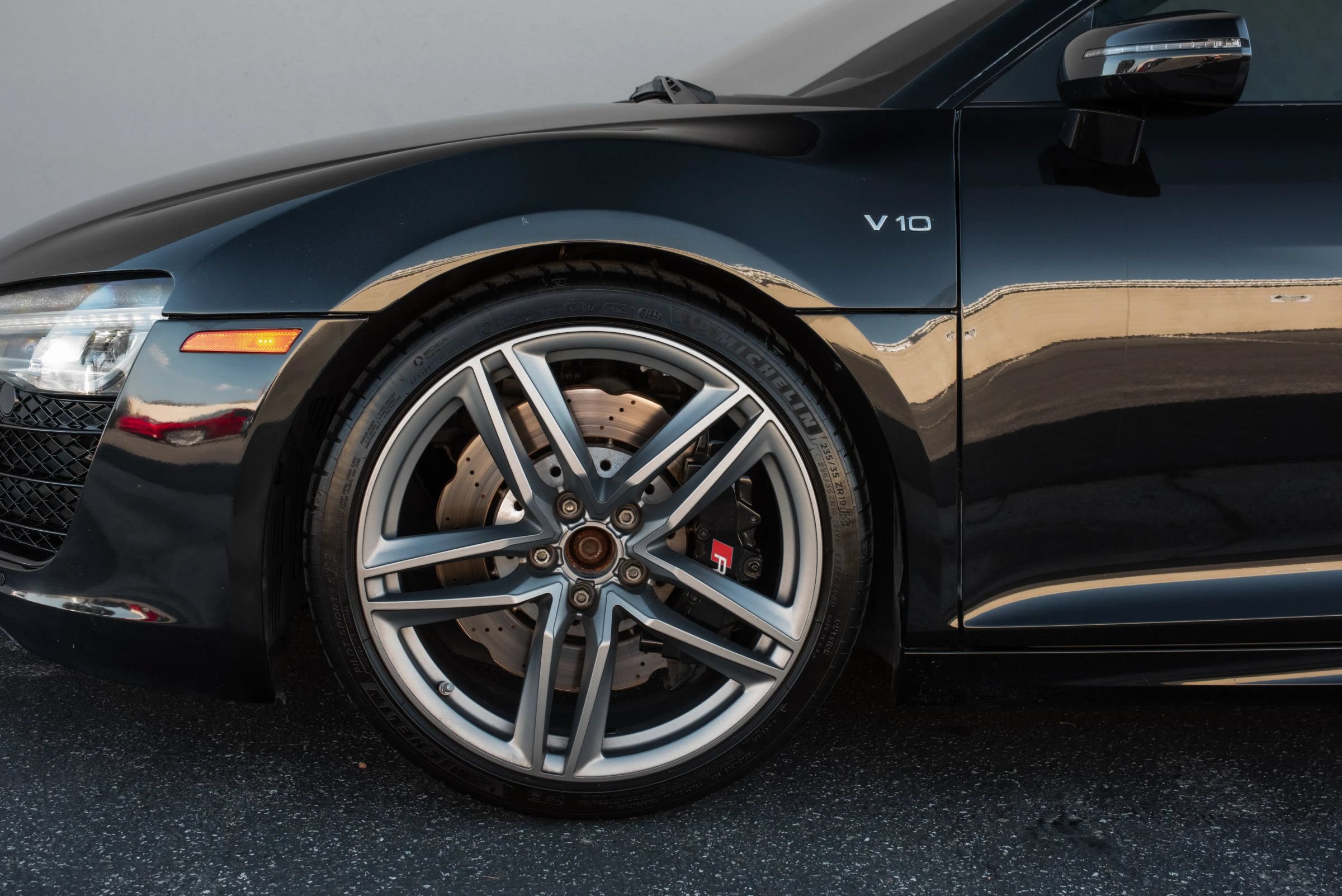 Used 2014 Audi R8 V10 AWD/4WD image 17
