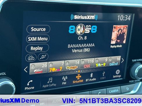 Used 2025 Nissan Rogue SV FWD image 36