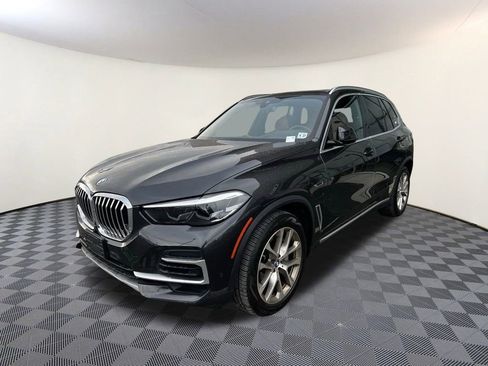 Used 2022 BMW X5 xDrive45e w/ Climate Comfort Package image 1