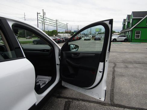 Used 2020 Ford Escape S AWD/4WD image 22