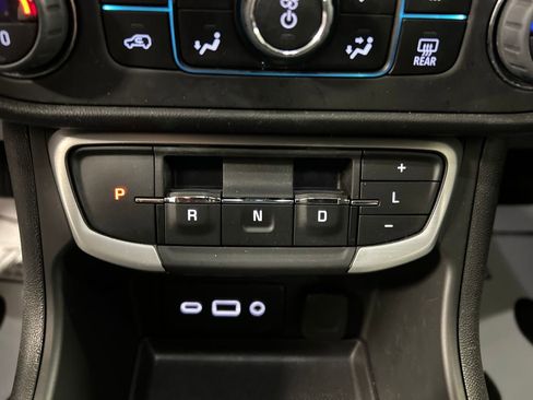 Used 2022 GMC Terrain SLE w/ Driver Convenience Package image 20