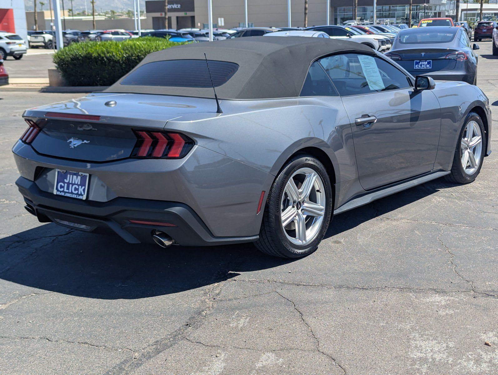 Used 2026 Ford Mustang Convertible RWD image 2
