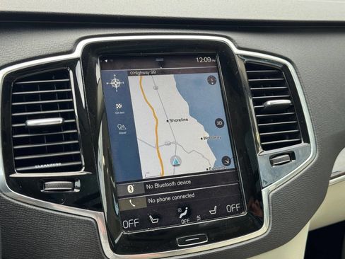 Used 2016 Volvo XC90 T6 Momentum w/ Momentum Plus Package image 39