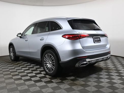 Used 2026 Mercedes-Benz GLC 300 4MATIC image 5