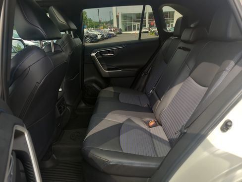 Certified 2022 Toyota RAV4 XSE AWD/4WD image 28