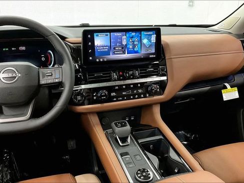 New 2026 Nissan Pathfinder Platinum image 8