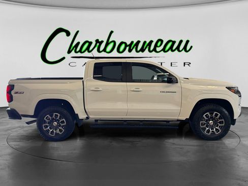 Used 2025 Chevrolet Colorado Z71 w/ Technology Package image 6