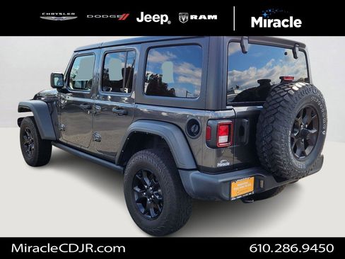 Used 2021 Jeep Wrangler Unlimited Willys image 5