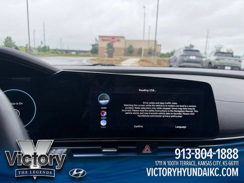 Used 2024 Hyundai Elantra SEL w/ Convenience Package FWD image 19