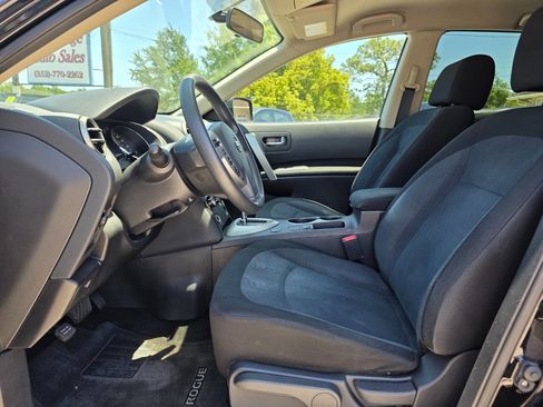 Used 2013 Nissan Rogue S w/ Special Edition Pkg FWD image 8