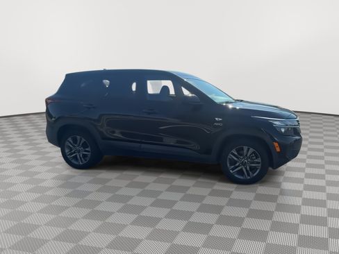 Used 2021 Kia Seltos LX AWD/4WD image 9