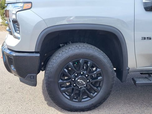 Used 2025 Chevrolet Silverado 3500 LT w/ Trail Boss Package image 11